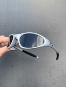 Minute Silver Black Iridium